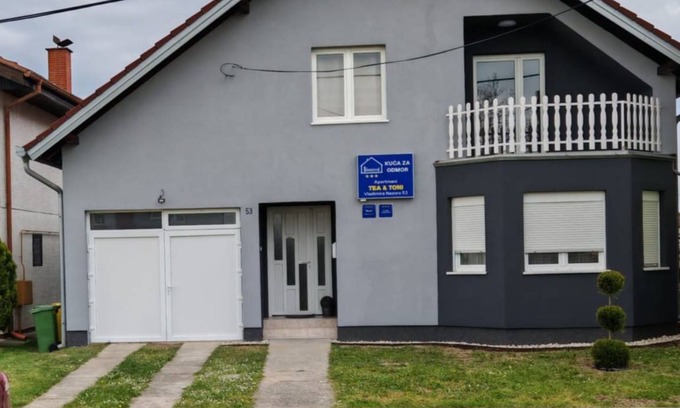 Slavonski Brod Apartment | 45 m² Apartment ∙ 1 bedroom ∙ 4 guests