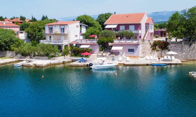 Obrovac Apartment | 45 m² Apartment ∙ 1 bedroom ∙ 4 guests