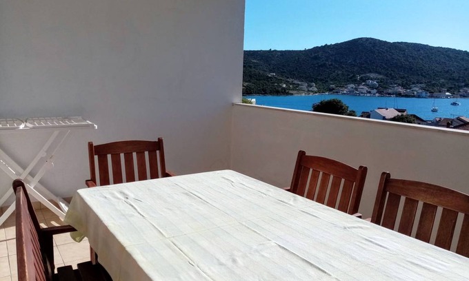 Vinisce Apartment | 45 m² Apartment ∙ 1 bedroom ∙ 3 guests