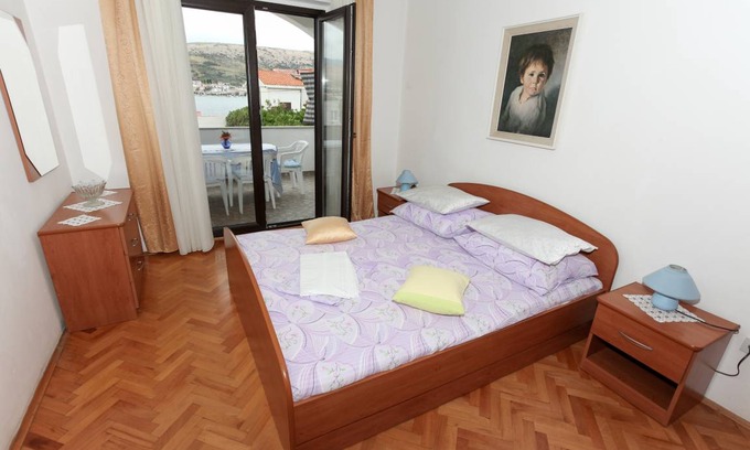 Pag Apartment | 45 m² Apartment ∙ 2 bedrooms ∙ 4 guests