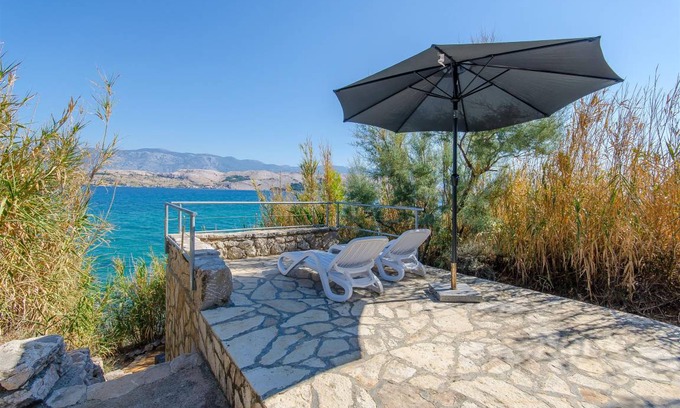 Kolan House | 45 m² House ∙ 1 bedroom ∙ 2 guests