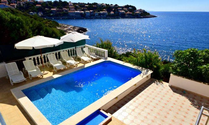 Zavalatica Apartment | 48 m² Apartment ∙ 2 bedrooms ∙ 5 guests