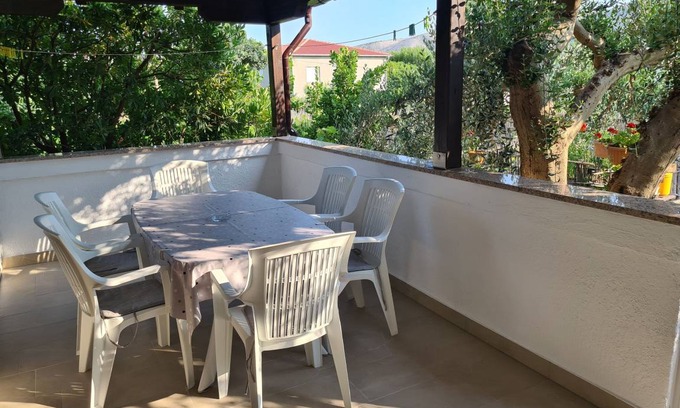 Pag Apartment | 50 m² Apartment ∙ 2 bedrooms ∙ 4 guests