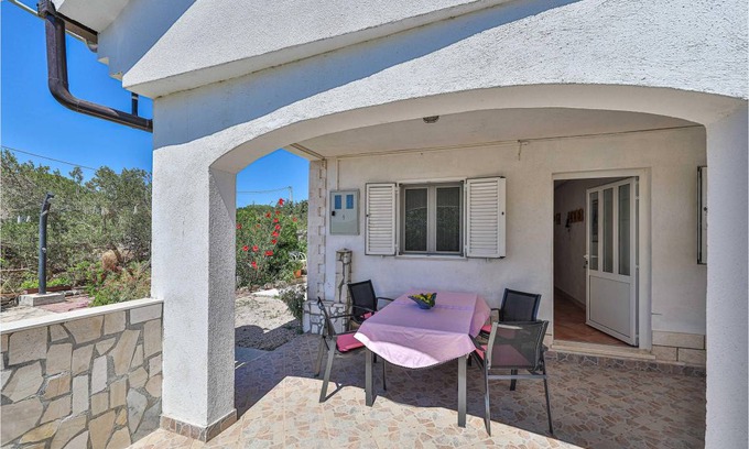 Drvenik Mali House | 52 m² House ∙ 2 bedrooms ∙ 4 guests