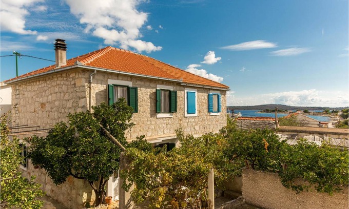 Drvenik Mali Apartment | 54 m² Apartment ∙ 2 bedrooms ∙ 4 guests