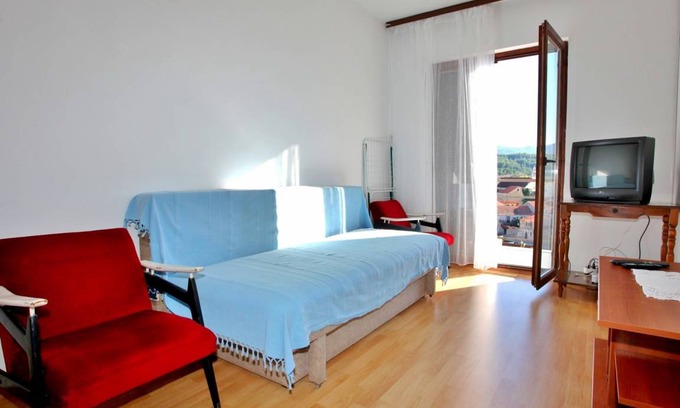 Vrboska Apartment | 54 m² Apartment ∙ 2 bedrooms ∙ 5 guests