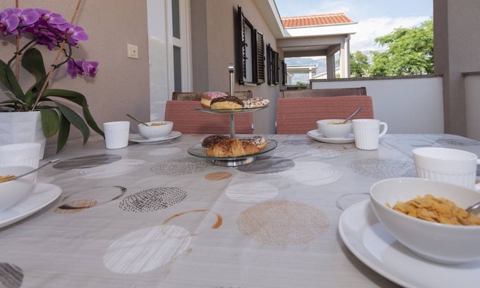 Razanac Apartment | 55 m² Apartment ∙ 2 bedrooms ∙ 4 guests