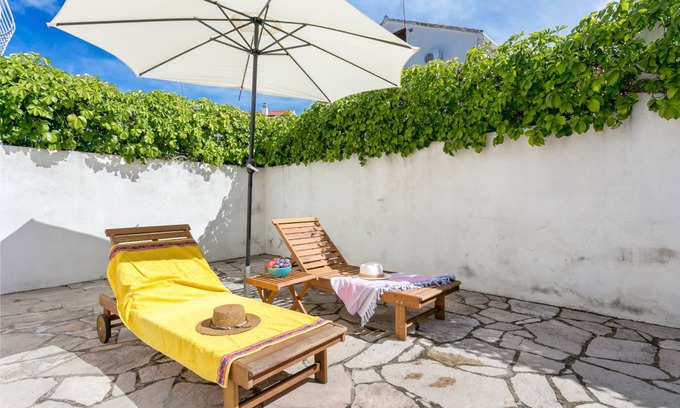 Cove Makarac (Milna) House | 57 m² House ∙ 2 bedrooms ∙ 4 guests