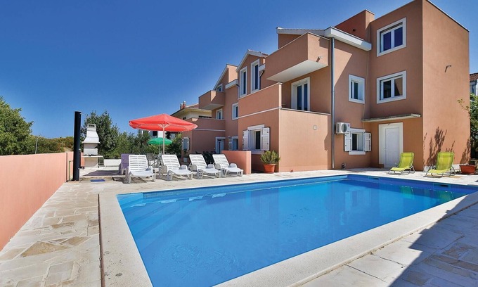 Okrug Donji House | 6 bedroom beautiful home in Okrug Donji