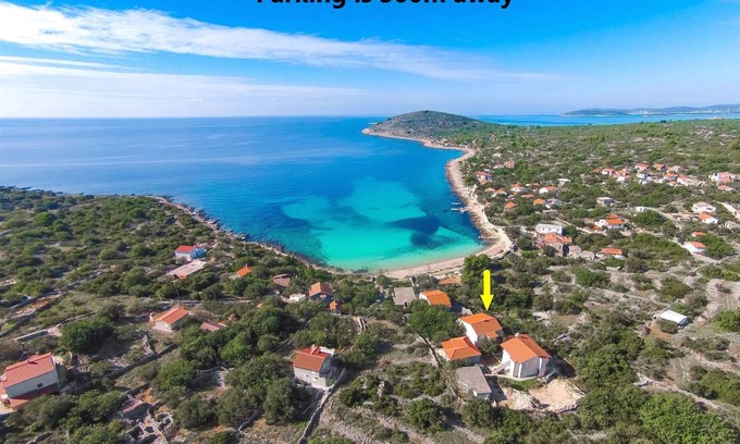 Drvenik Mali Apartment | 60 m² Apartment ∙ 1 bedroom ∙ 4 guests