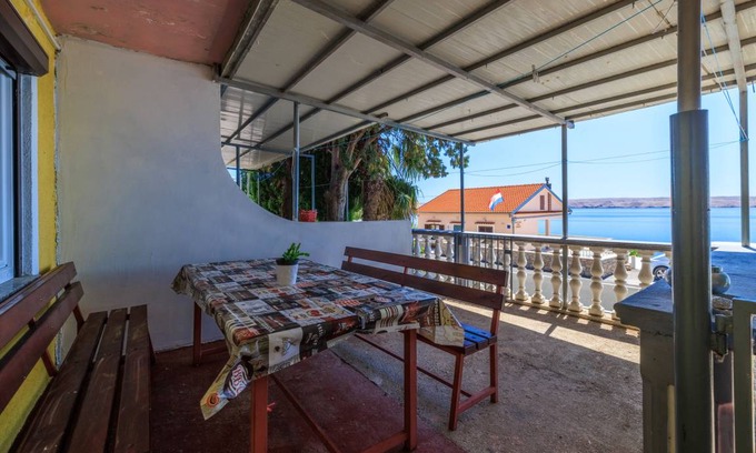 Baric Draga Apartment | 60 m² Apartment ∙ 1 bedroom ∙ 5 guests