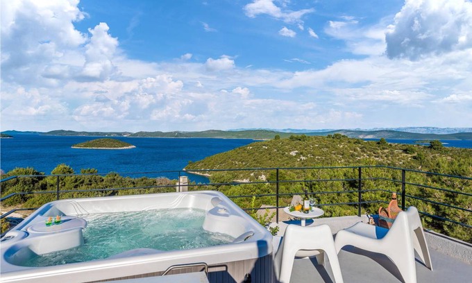 Dragove House | 61 m² House ∙ 1 bedroom ∙ 4 guests