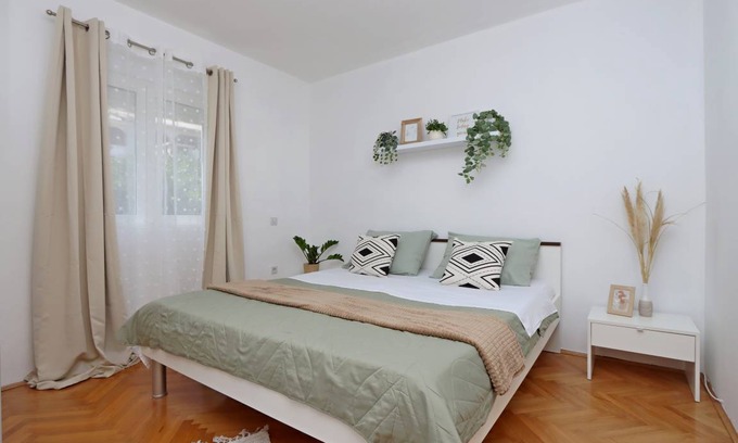 Pag Apartment | 63 m² Apartment ∙ 2 bedrooms ∙ 5 guests