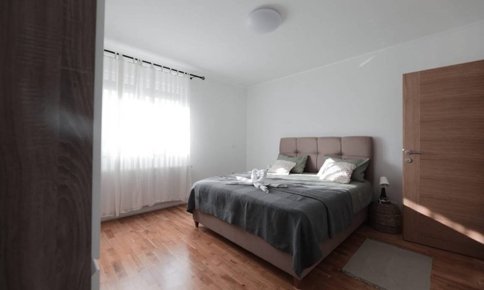 Vrbovec Apartment | 67 m² Apartment ∙ 1 bedroom ∙ 4 guests
