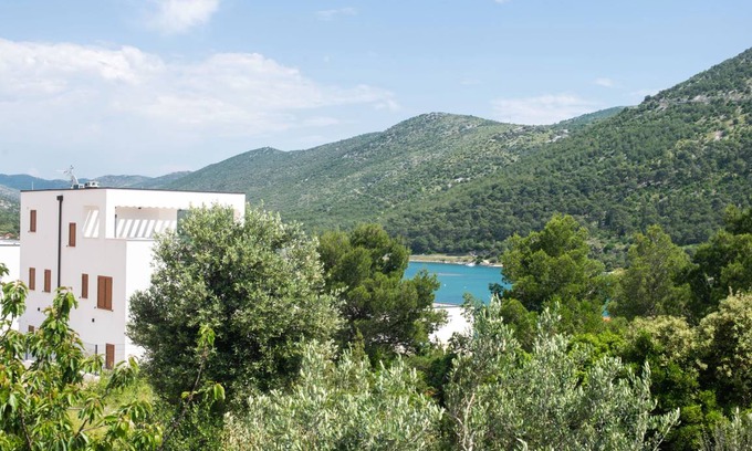 Grebastica Apartment | 68 m² Apartment ∙ 2 bedrooms ∙ 5 guests