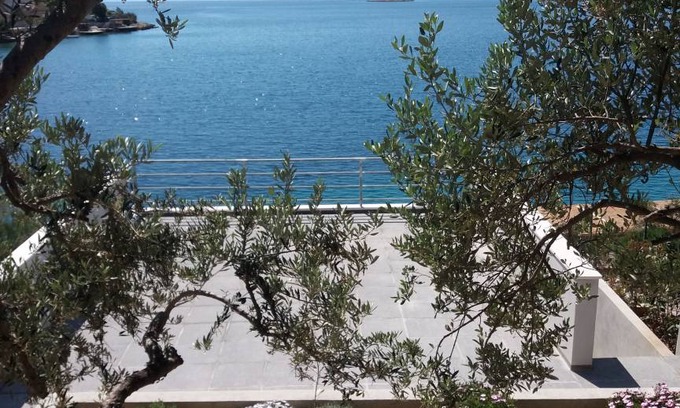 Vinisce House | 70 m² House ∙ 3 bedrooms ∙ 6 guests