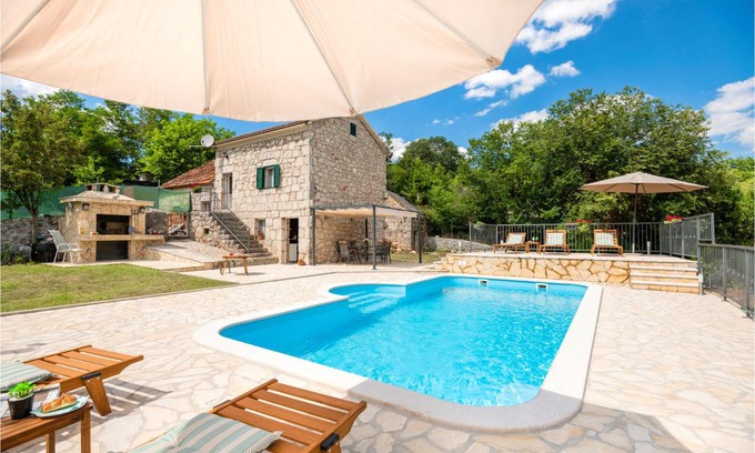 Runovici House | 74 m² House ∙ 2 bedrooms ∙ 6 guests