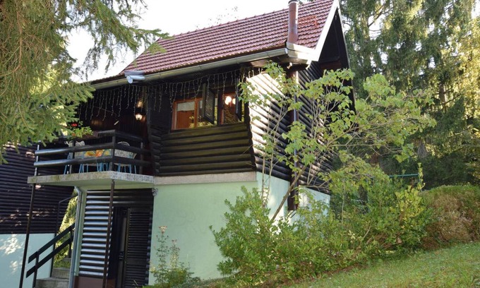 Vrbovsko House | 75 m² House ∙ 2 bedrooms ∙ 6 guests