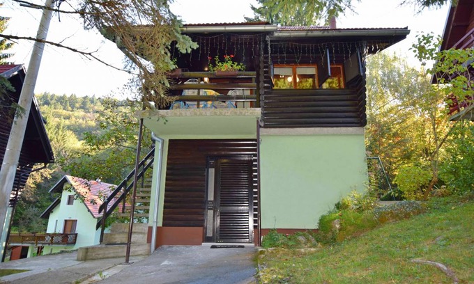 Vrbovsko House | 75 m² House ∙ 2 bedrooms ∙ 6 guests