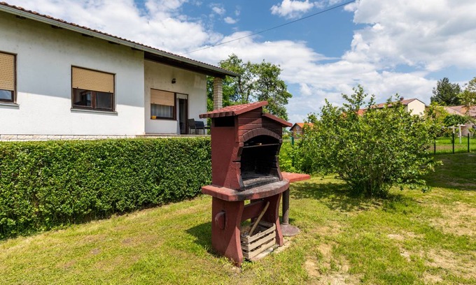 Karlovac Apartment | 79 m² Apartment ∙ 2 bedrooms ∙ 6 guests