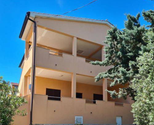 Obrovac Apartment | 80 m² Apartment ∙ 2 bedrooms ∙ 7 guests