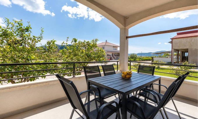 Opuzen Apartment | 80 m² Apartment ∙ 3 bedrooms ∙ 6 guests