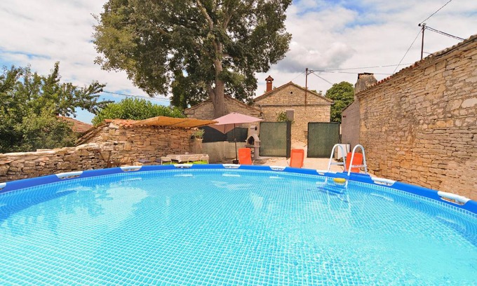 Smoljanci House | 80 m² House ∙ 3 bedrooms ∙ 6 guests