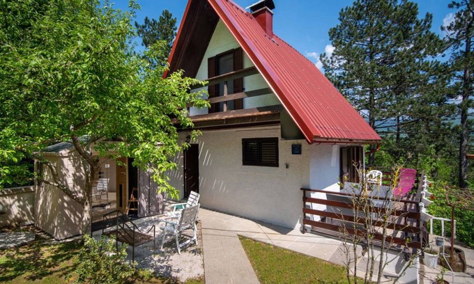 Lic Other | 85 m² Accommodation ∙ 1 bedroom ∙ 6 guests