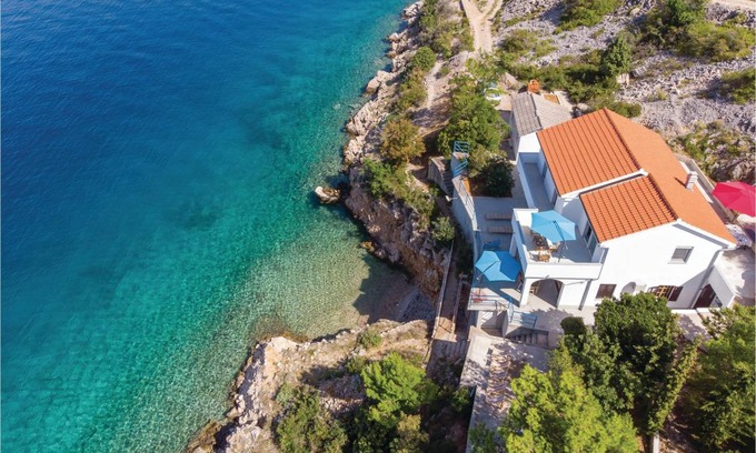 Jablanac Apartment | 85 m² Apartment ∙ 2 bedrooms ∙ 4 guests