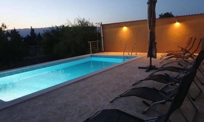 Benkovac Villa | 94 m² Villa ∙ 3 bedrooms ∙ 8 guests