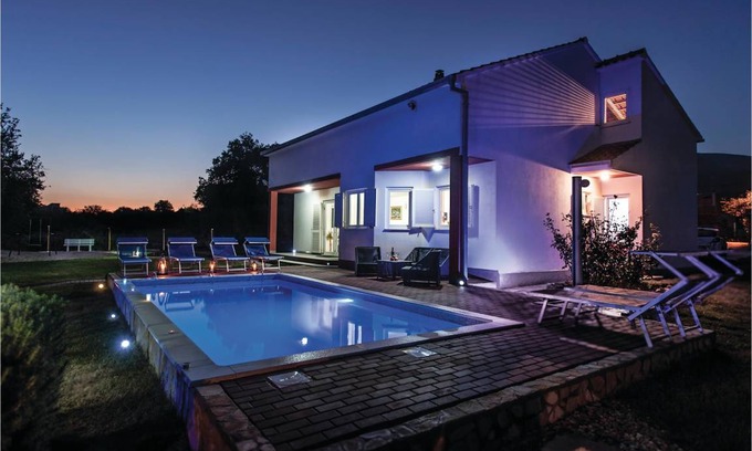 Rudine House | 96 m² House ∙ 3 bedrooms ∙ 6 guests