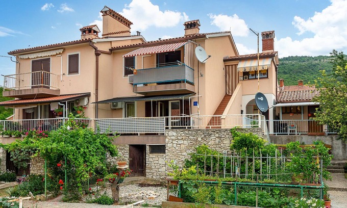 Viskovici Apartment | A beautiful apartment with pleasant decorations, located in a small village Viskovici.