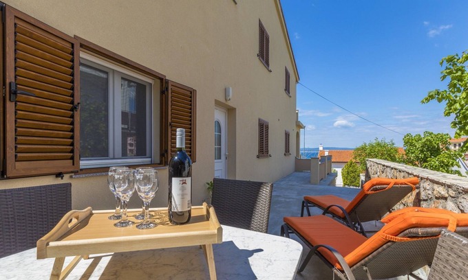 Klenovica Apartment | Apartments NINAC (62456-A3) - Klenovica (Novi Vinodolski)