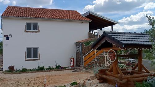 Velim Apartment | Apartman Sebastian