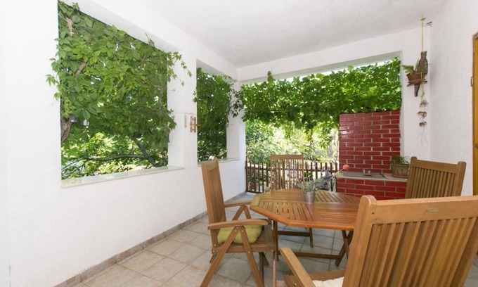 Murter Apartment | Apartment ∙ 2 bedrooms ∙ 5 guests