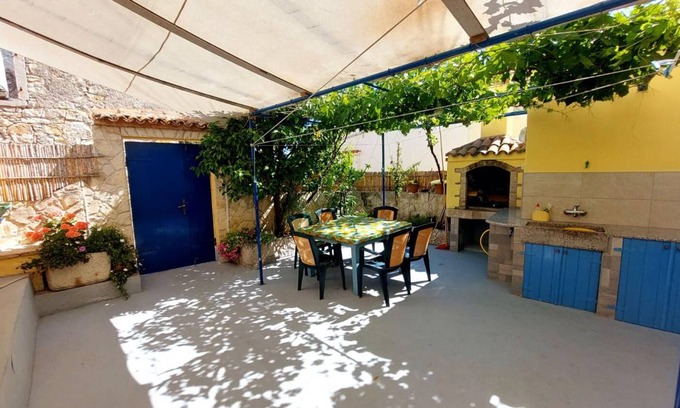 Unije Apartment | Apartment ∙ 2 bedrooms ∙ 6 guests