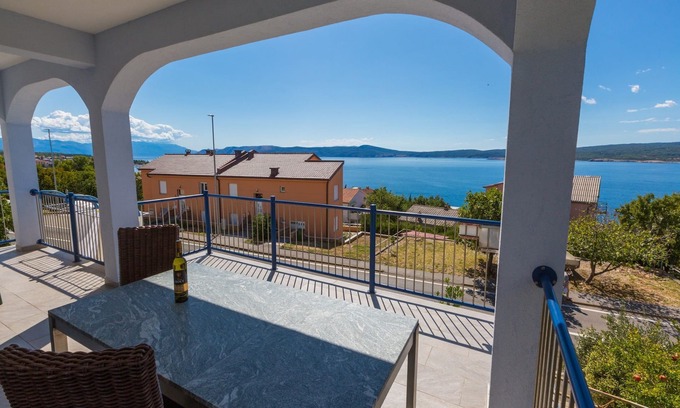 Selce Apartment | Apartment Goran (62427-A5) - Crikvenica