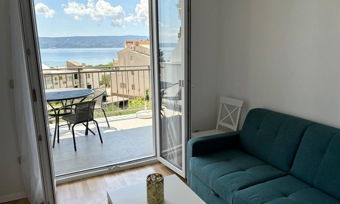 Omis Apartment | Apartment in Duće with Seaview, Balcony, Air condition, WIFI (4174-8)