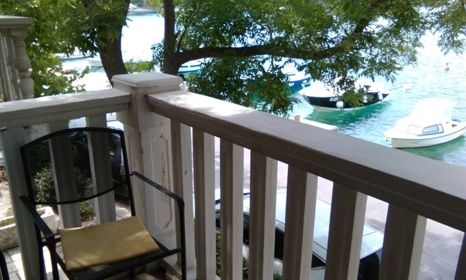 Jadranovo Apartment | Apartment in Jadranovo with Seaview, Balcony, Air condition, WIFI (3856-2)