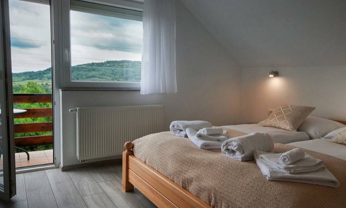 Seliste Dreznicko Apartment | Apartment Josipa- Two-Bedroom Apartment