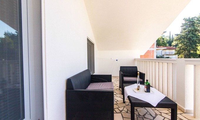 Peracko Blato Apartment | Apartment LORO (63721-A1) - Ploce