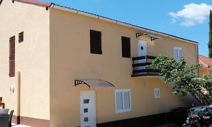 Vrboska Apartment | Apartment Milan (35391-A1) - Vrboska - island Hvar