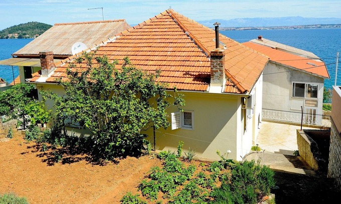 Kali Apartment | Apartment Matija, (15413), Kali, Croatia