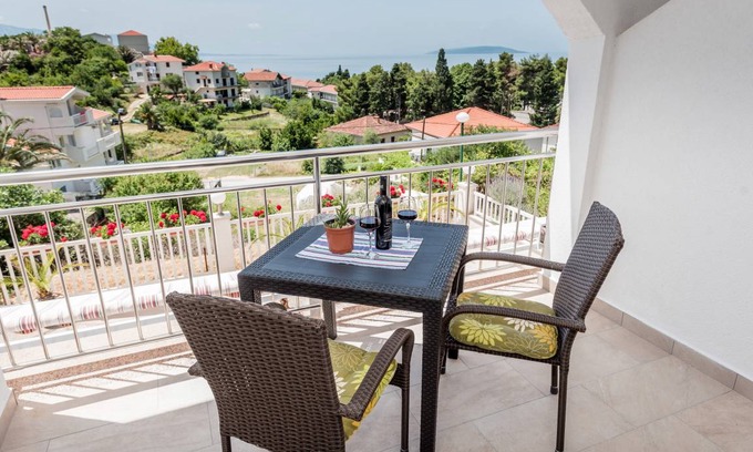 Gradac Apartment | Apartment Robert