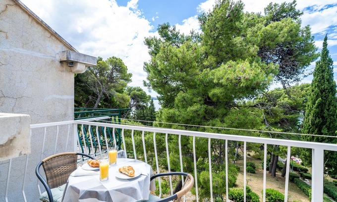 Srebreno House | Apartment & Rooms Papa - Superior Double or Twin Room with Balcony and Partial Sea View