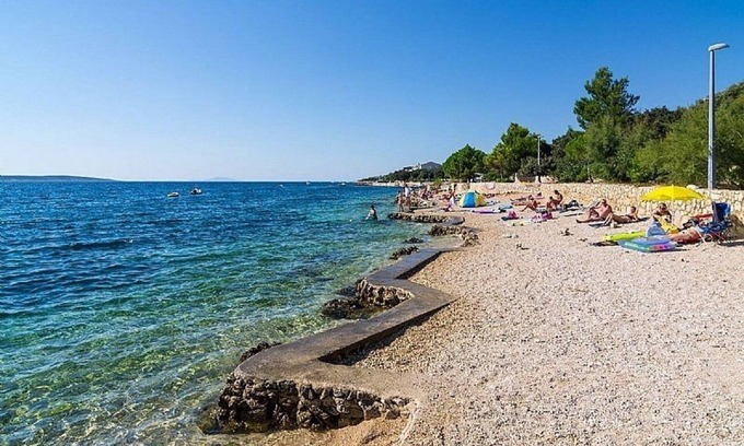 Mandre Apartment | Apartment Uga2 - 70m from the beach: A2-prizemlje(3+1) - Mandre, Island Pag, Croatia