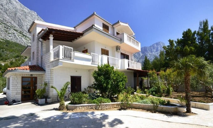 Baska Voda Apartment | Apartments Ana, (13812), Baška Voda, hr