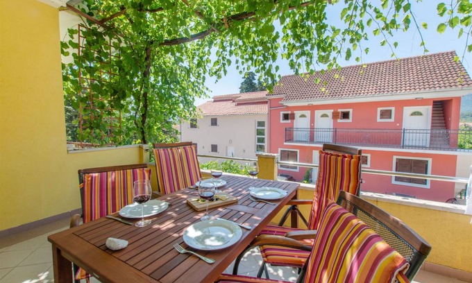 Vrboska Apartment | Apartments and Rooms Anita