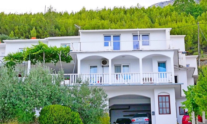 Stanici Apartment | Apartments and rooms Dana, (13246), Stanići, hr