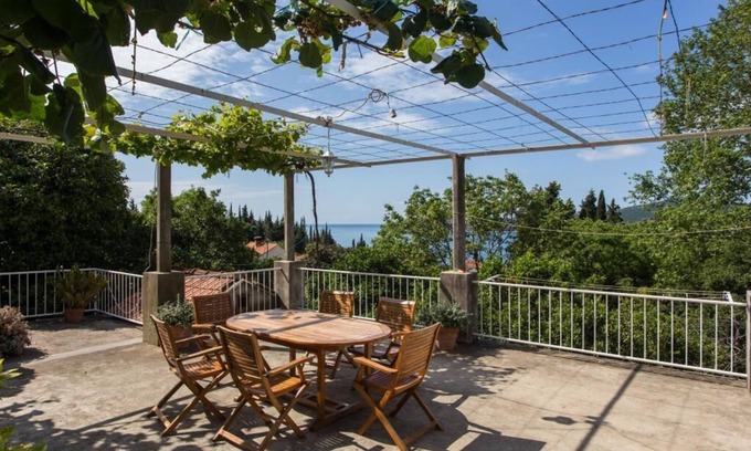 Trsteno Apartment | Apartments Anka - One-Bedroom Apartment with Balcony and Sea View